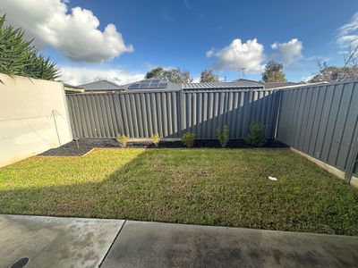 35A Hindmarsh Drive, Manor Lakes