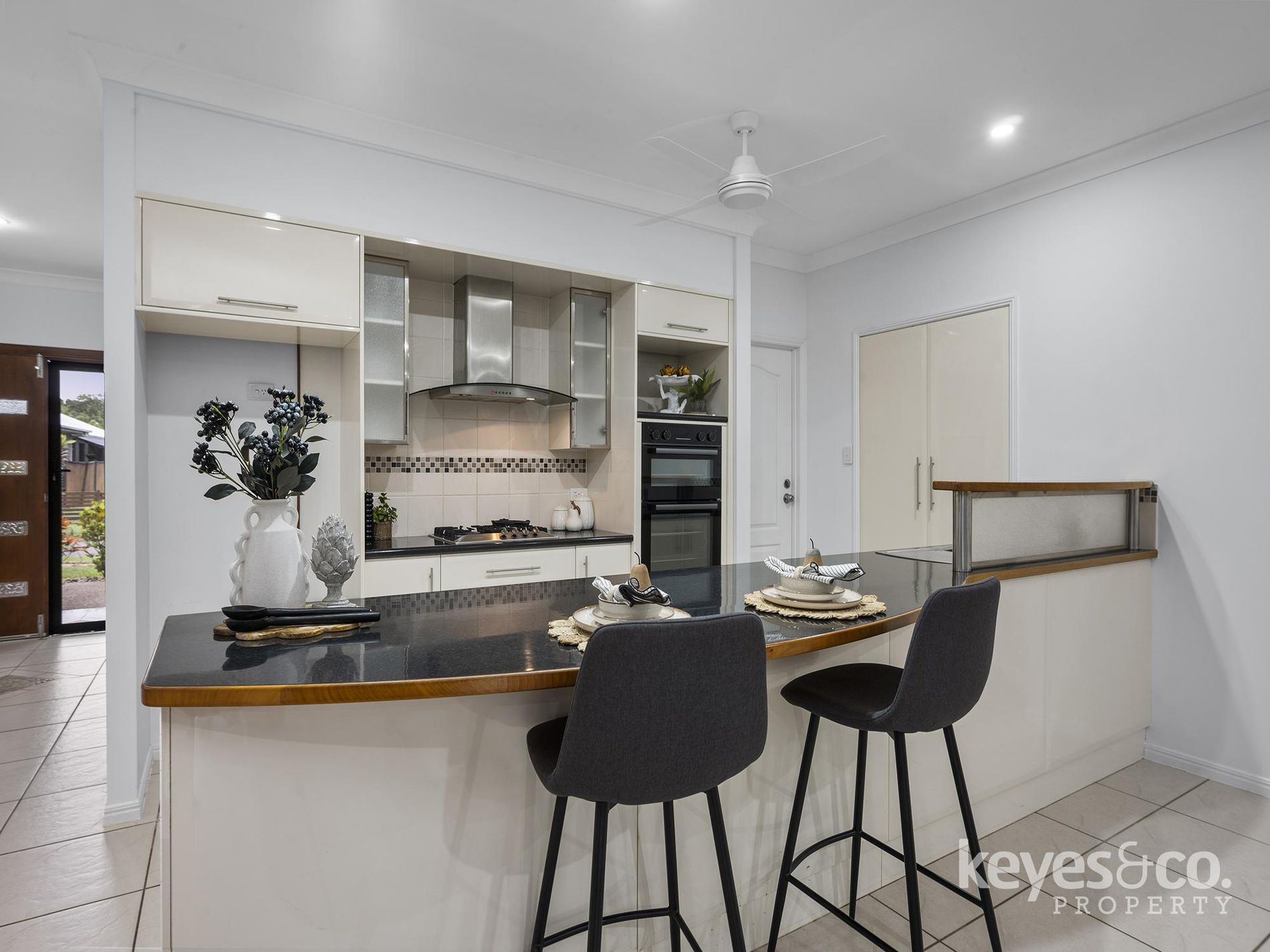 5 Hermitage Place, Douglas