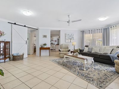 3 Flinders Court, Lammermoor