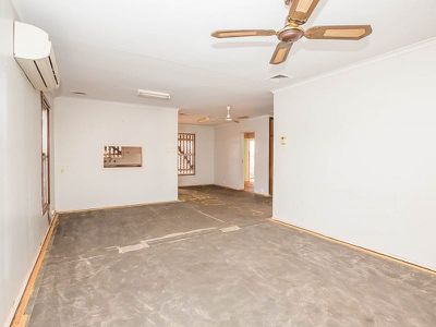 15 Reynolds Place, South Hedland