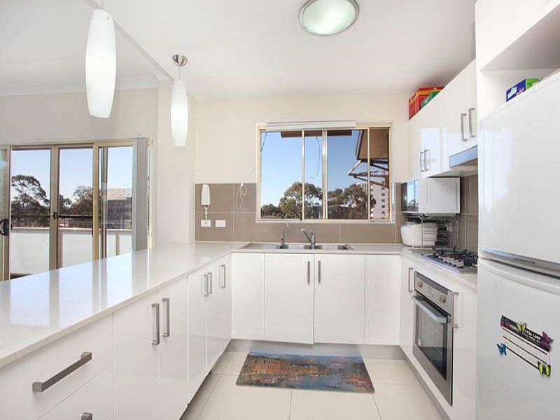 5 / 4 Bridge Rd, Homebush