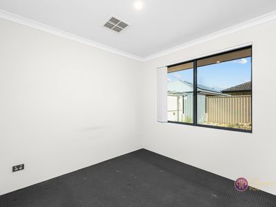 66 Lutea Loop, Hilbert