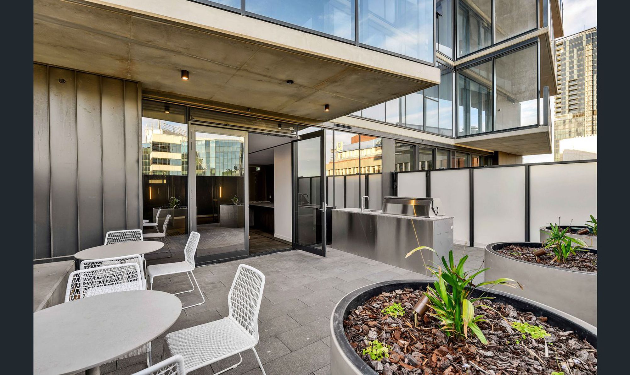 2203 / 17 Austin Street, Adelaide