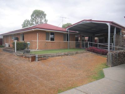 94 Windsor Circle, Kingaroy