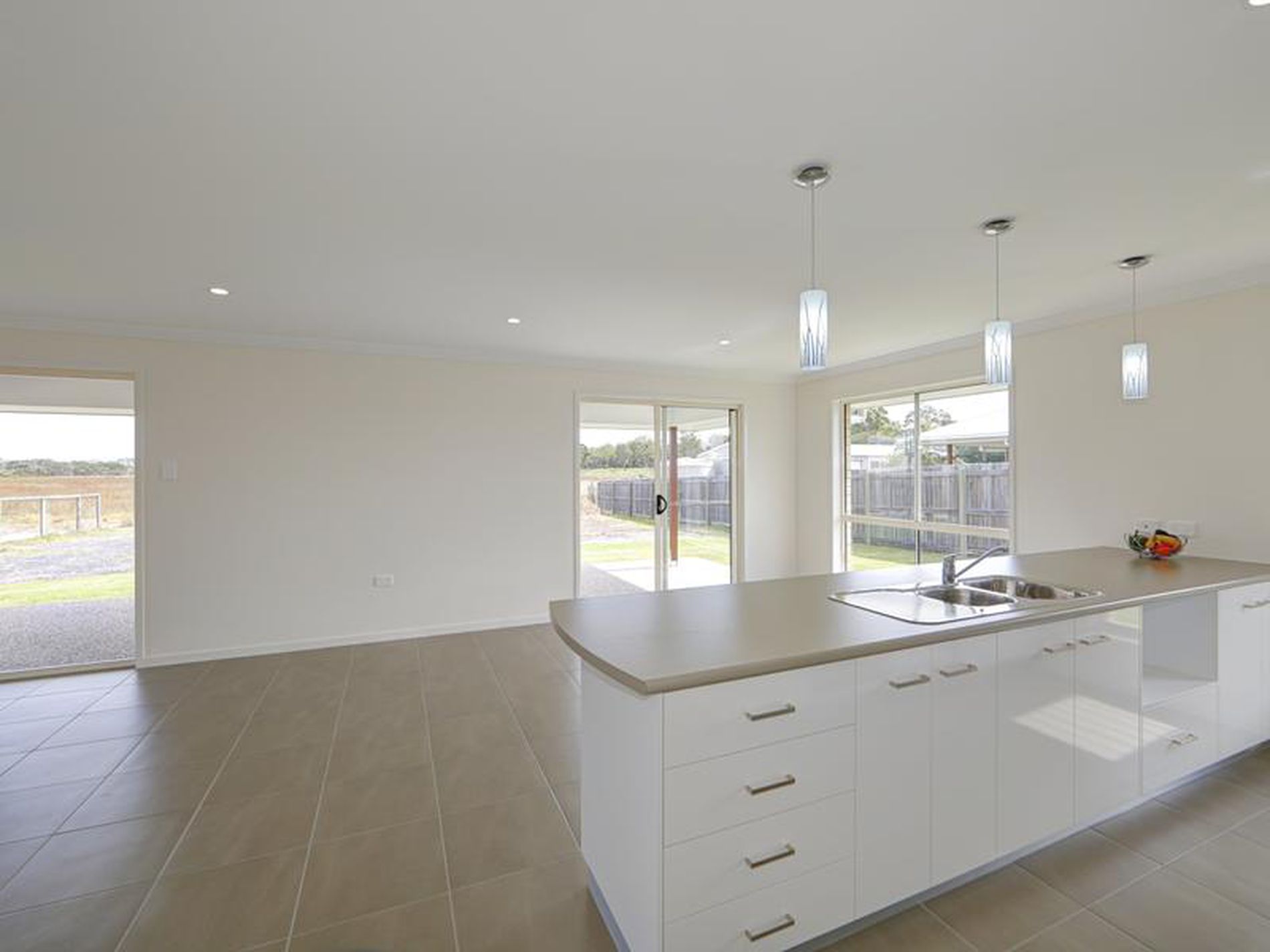 5 Oriole Court, Woodgate