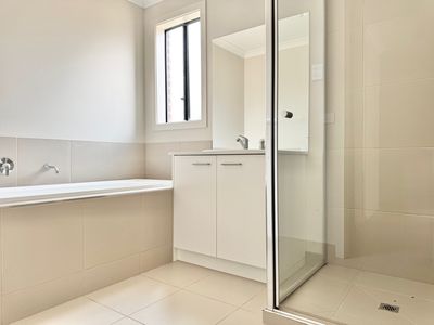 27 Bursa Drive, Wyndham Vale