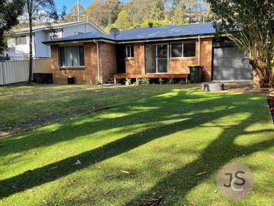 4 Lindsay Avenue, Valentine