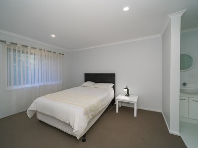 6 Lancier Place, Rockingham