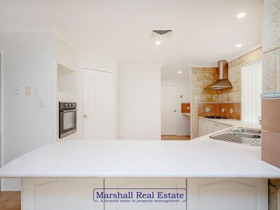 26 Tableland Way, Carramar