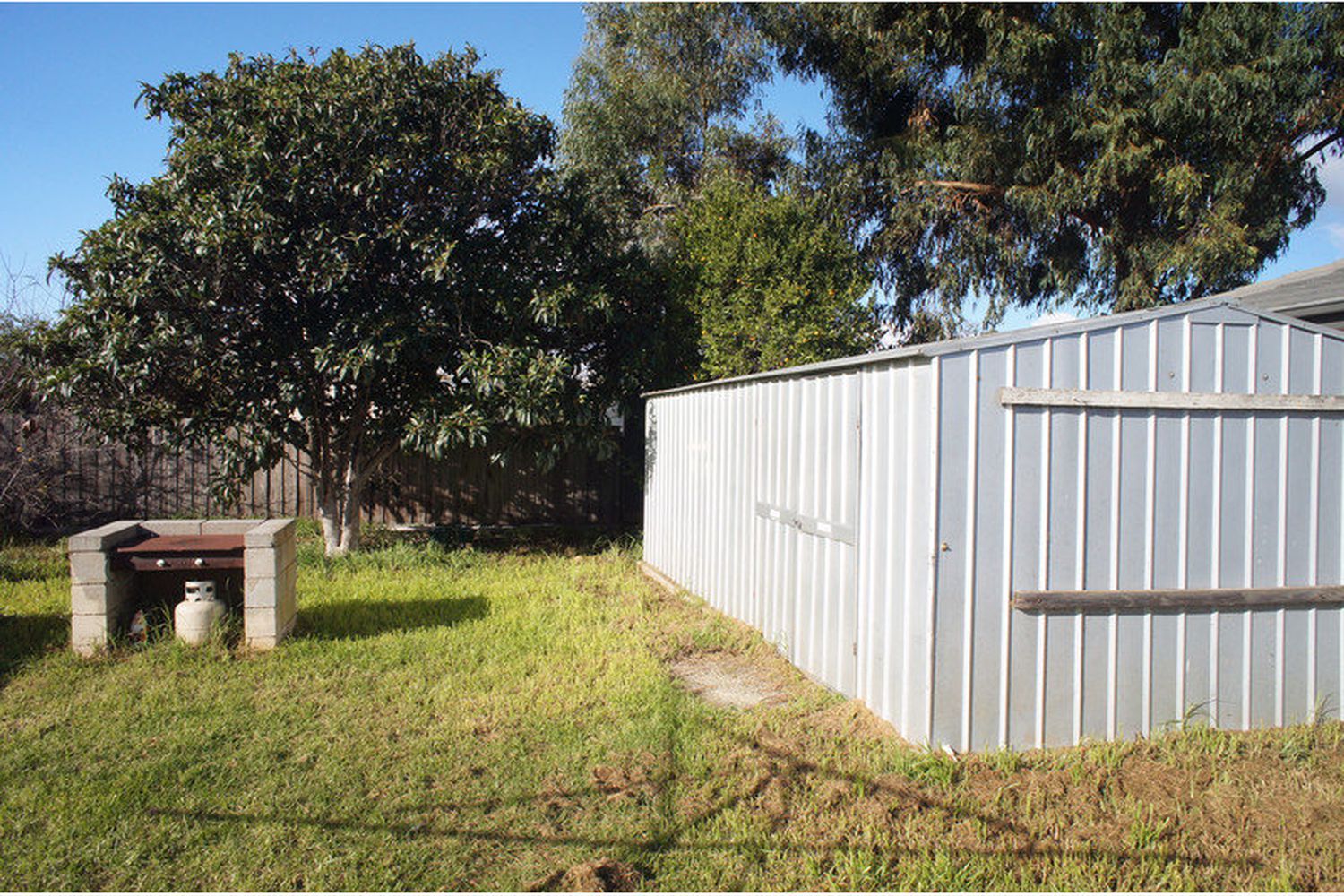 6 Elizabeth Street, Horsham