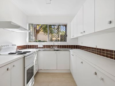 6 / 23 Augustus Street, Toowong