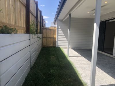 A / 11 Rothbury Street, Logan Reserve