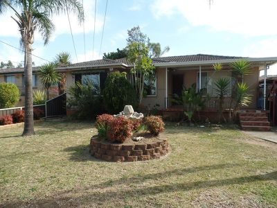 21 Holland Crescent, Casula