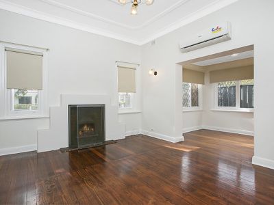6 Turner Avenue, Plympton