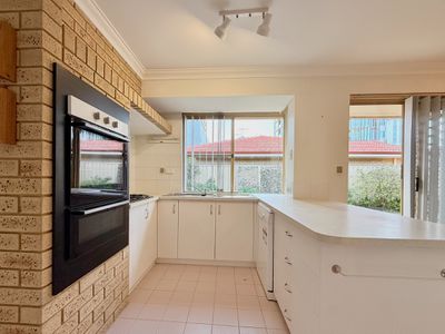 4 / 5-7 Helm Street, Mount Pleasant