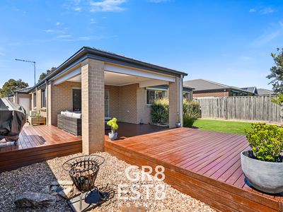 7 HAYTON PARK BOULEVARD, Cranbourne West