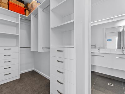 4 Marine Parade, Hobsonville