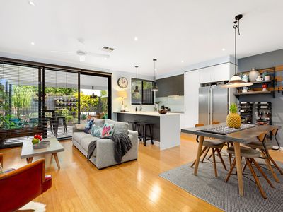 10 / 8 Clive Street, Annerley