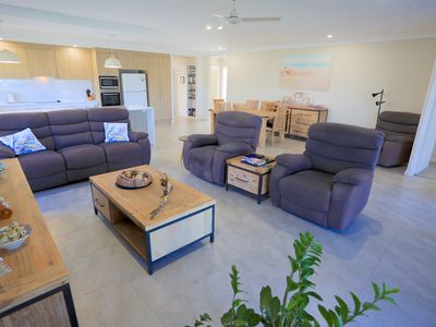 65 Amalfi Drive, Zilzie