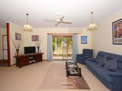 63 OSLOVE DRIVE, Booral