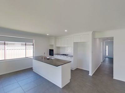 101 Champagne Drive, Dubbo
