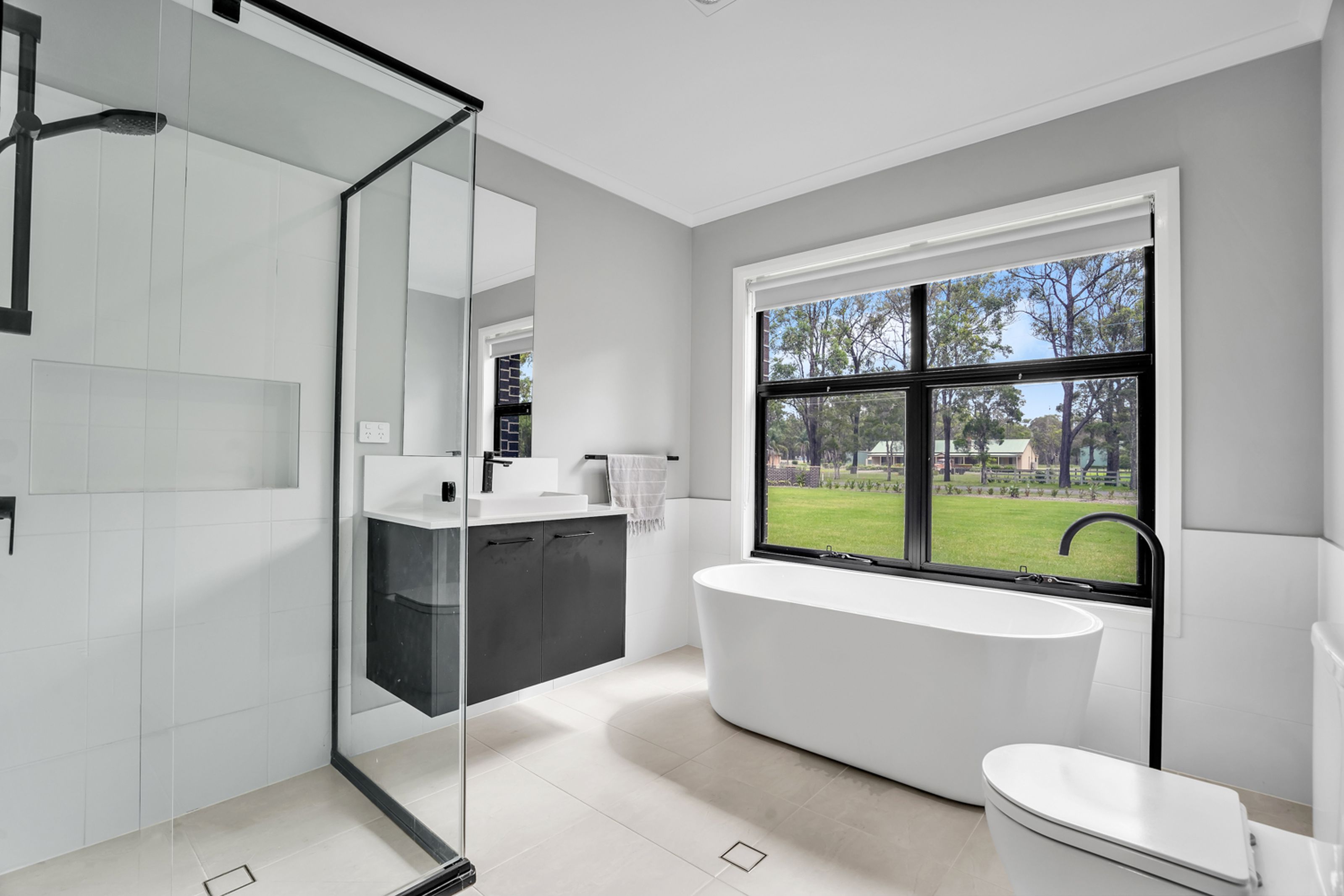 150 Rickards Road, CASTLEREAGH