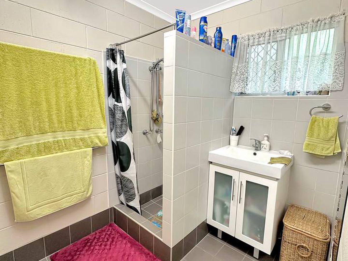 1 / 30 Hillview Circuit, Atherton