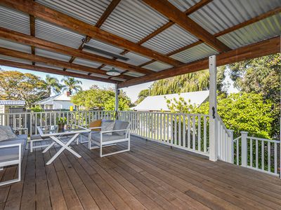 135 Whatley Crescent, Bayswater