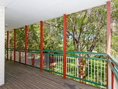 6 Macrae Street, Woodend
