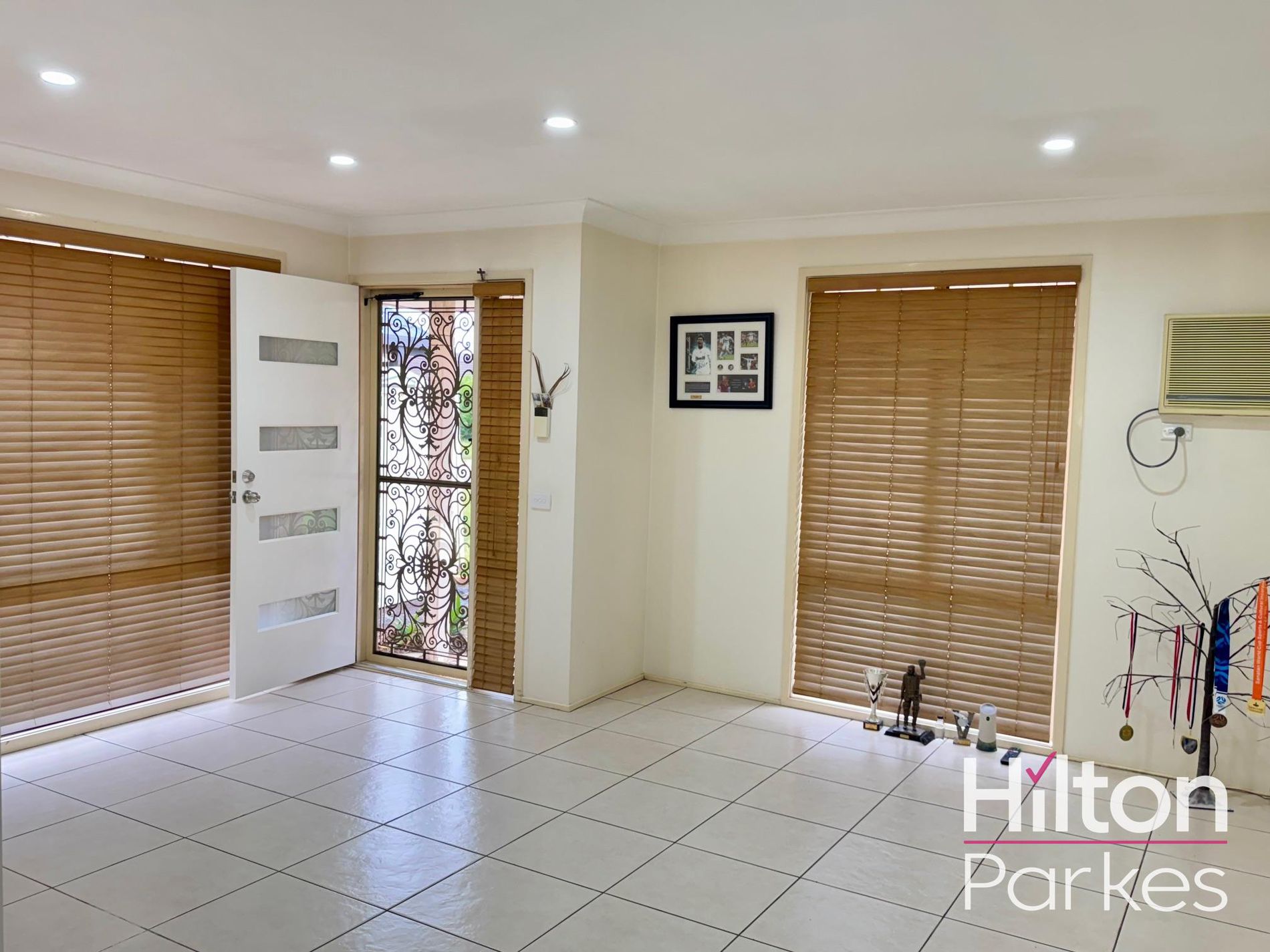 36 Woodley Crescent, Glendenning