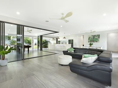 32 Iridescent Drive, Trinity Park