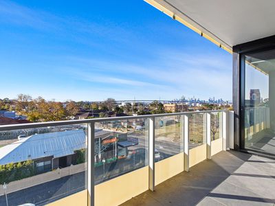 302 / 455 Melbourne Road , Newport