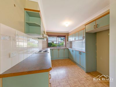 4A Barnet Place, Doonside