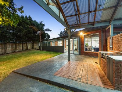 21 Dunn Crescent, Langwarrin