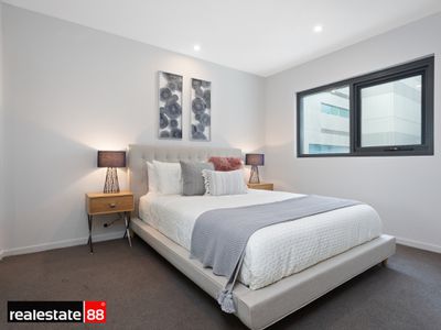 99 / 172 Railway Parade, West Leederville