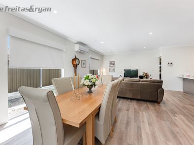 17 Monticola Gardens, Aubin Grove