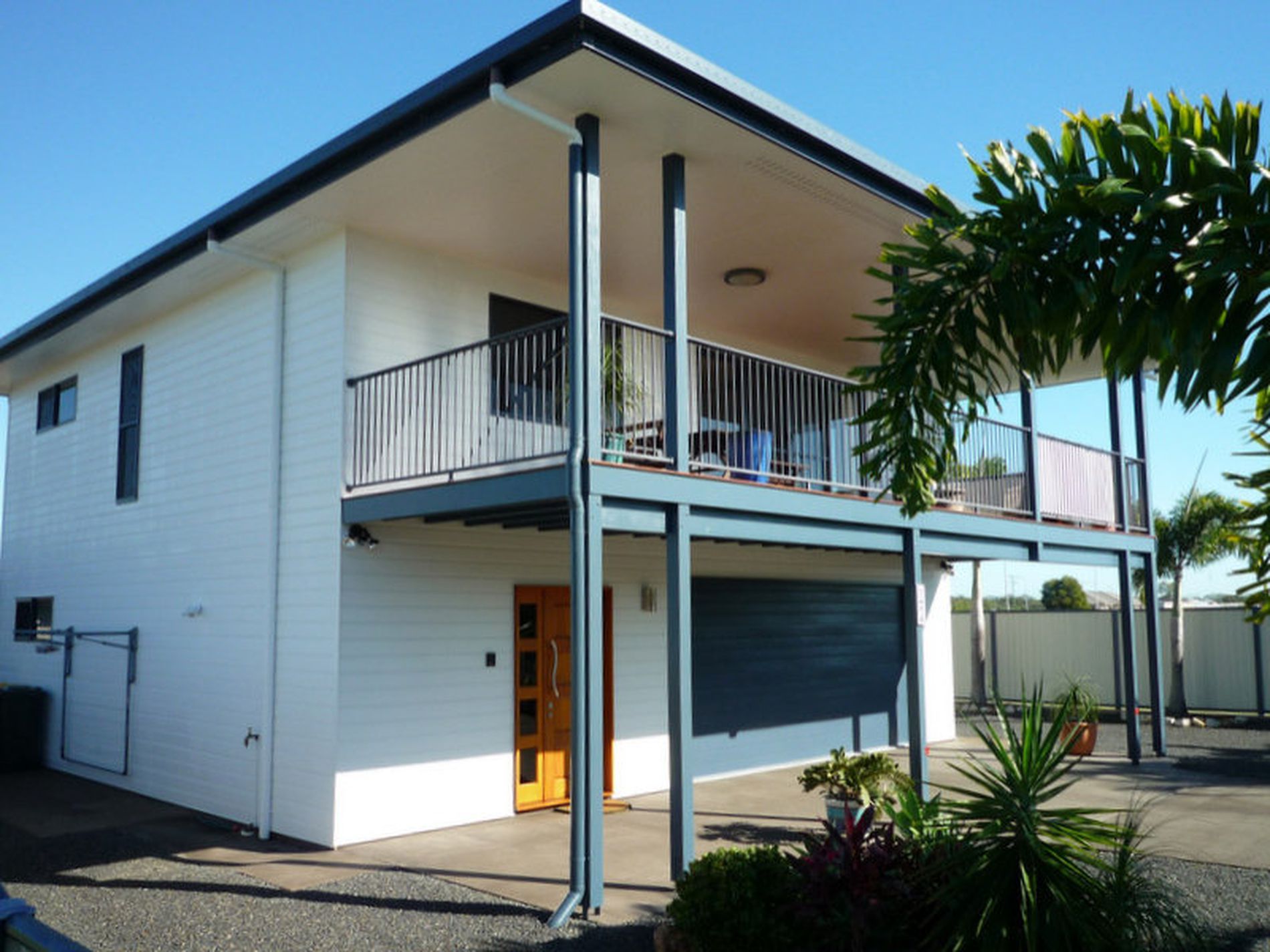 12 Sunset Avenue, Woodgate