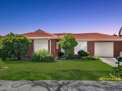 1 / 77 Somerset Drive, Sunshine North
