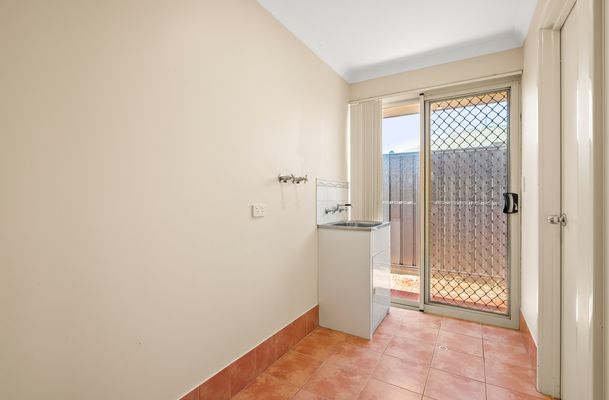 13 Valheru Avenue, Rockingham