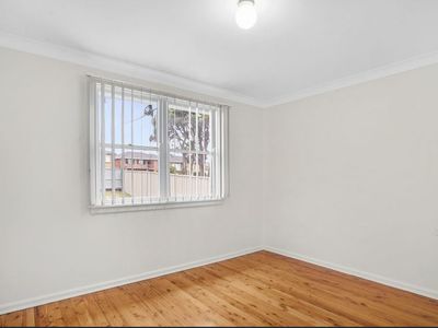 90 Lake Entrance Road, Mount Warrigal