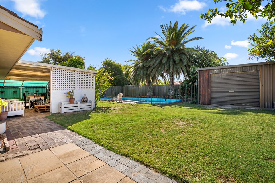 6 Ocean Place, Waikiki