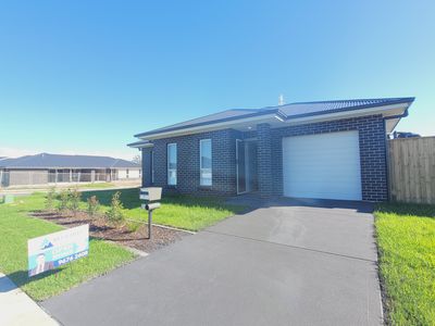 261 Settlers Boulevard, Chisholm