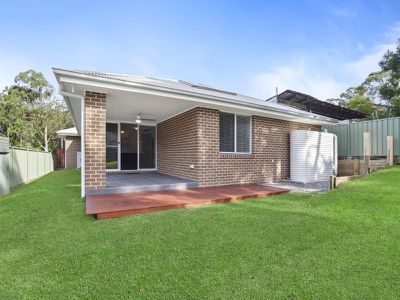 91 Lake Road, Balcolyn