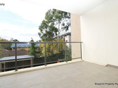 12 / 5 Sherwin Avenue, Castle Hill