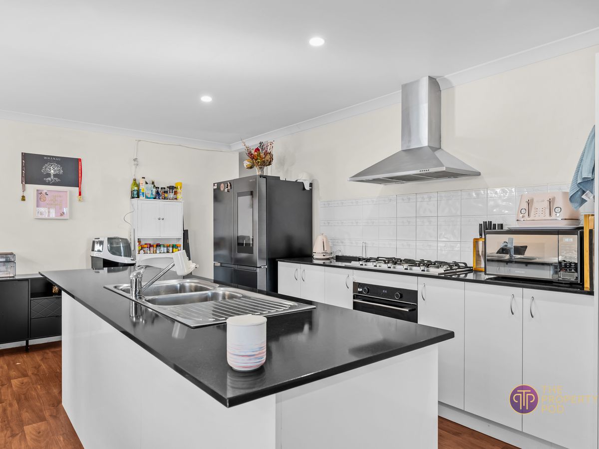 42 Firebrand Grove, Baldivis