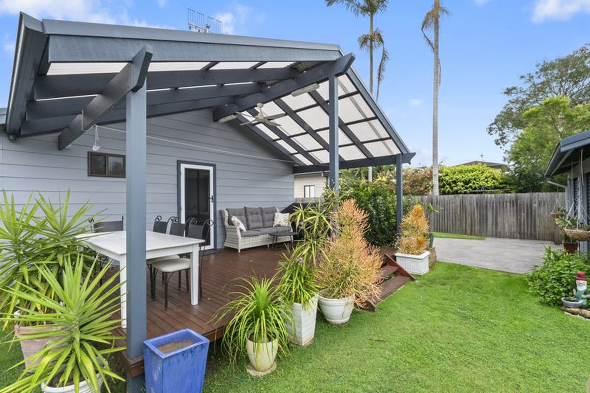 13 Windsor Road, Berkeley Vale