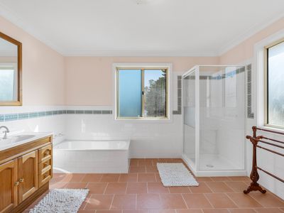 47 The Parapet, Manyana