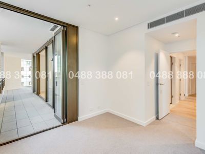 409 / 10 Nicolle Walk, Haymarket