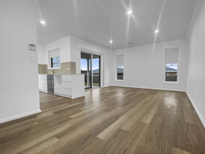 30 Manchurian Circuit, Dubbo