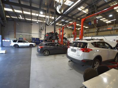 1A & 1B / 105 Main South Road, Morphett Vale